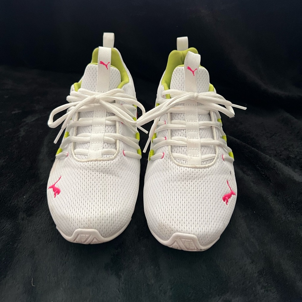 women’s Puma running shoe
